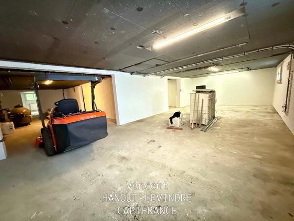 Maison à vendre 12 pièces 7 chambres TIERCE (49)