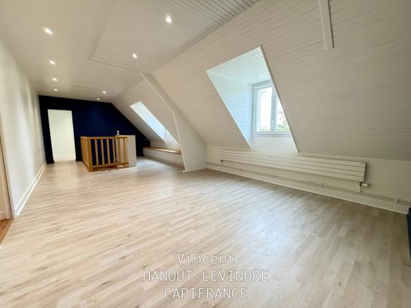 Maison à vendre 12 pièces 7 chambres TIERCE (49)