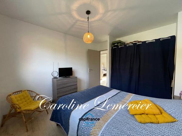 Maison à vendre 4 pièces (72)Maison contemporaine à toit plat 98 m² habitables, 3 chambres, terrain de 700 m², piscine chauffée