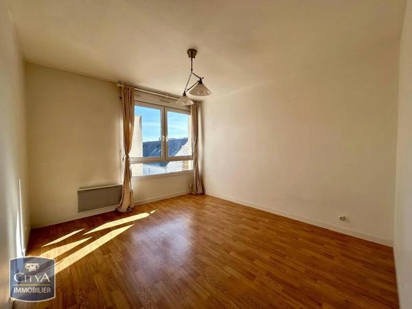 Appartement à louer 1 pièce 28.82m² Tours (37000)