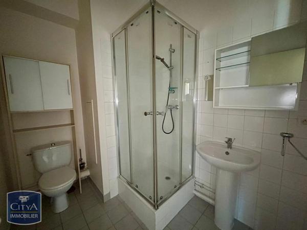 Appartement à louer 1 pièce 28.82m² Tours (37000)