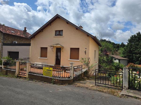 Maison individuelle à vendre à Aubin dans l'Aveyron (12110), ref : 1168