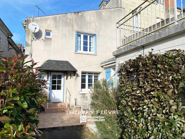 CHOUZÉ SUR LOIRE - 37140 - Maison de 110 m2 ( 2 chambres)  sur 1 terrain de 40 m2 sur les quais de Loire