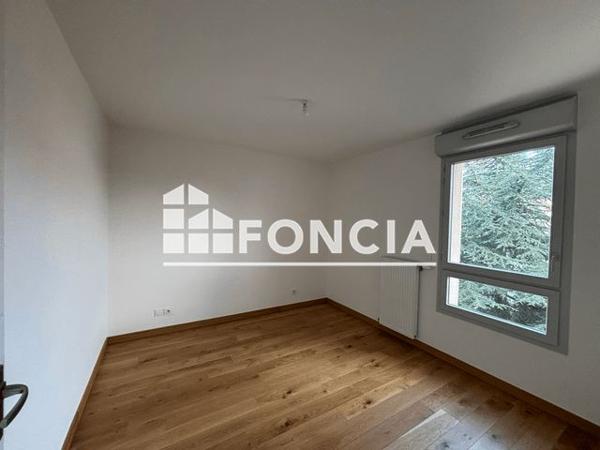 Location Appartement 2 pièces 35.58 m² - 101 BOULEVARD DE L EUROPE Pierre Benite 69310