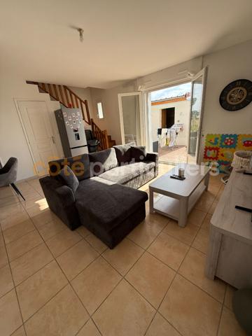 Vente
                Maison339,79 m² - 1 Pièce -
                    MUILLE VILLETTE (80400)