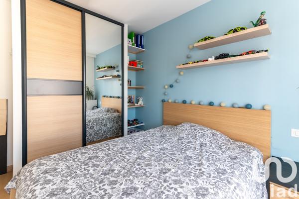 Maison à vendre 6 pièces 135 m² Condé-Sainte-Libiaire