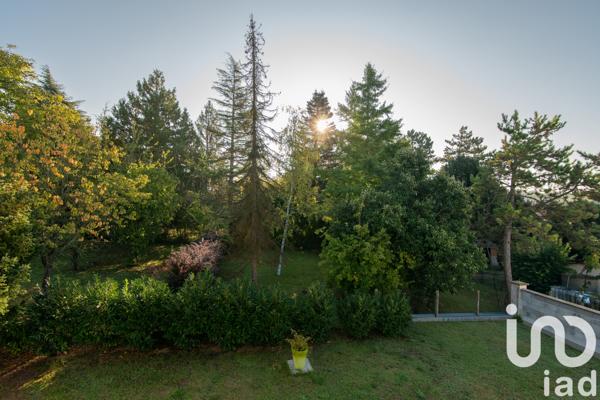 Maison à vendre 6 pièces 135 m² Condé-Sainte-Libiaire