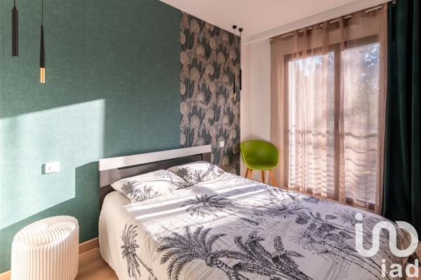 Maison à vendre 6 pièces 135 m² Condé-Sainte-Libiaire