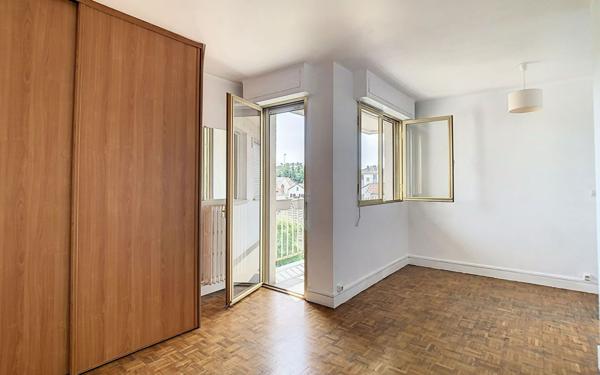 Appartement à louer    1 pièce • 27,06 m2 Maisons-Alfort
