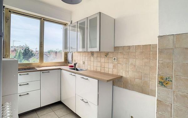 Appartement à louer    1 pièce • 27,06 m2 Maisons-Alfort