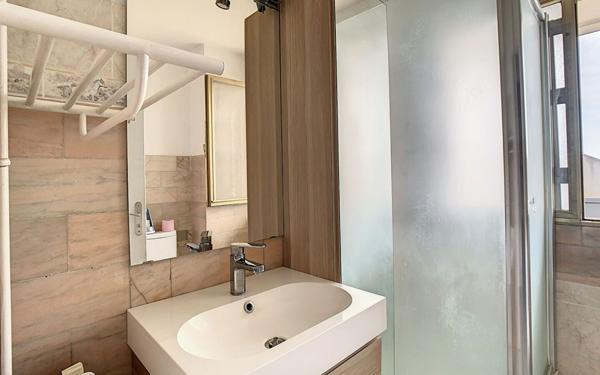 Appartement à louer    1 pièce • 27,06 m2 Maisons-Alfort