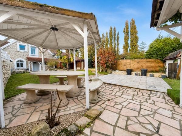 Maison à Guignes, 77390 - 5 pièces 105m²