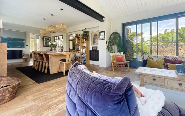 Maison à vendre    6 pièces •  Sainte-Marie-de-Ré