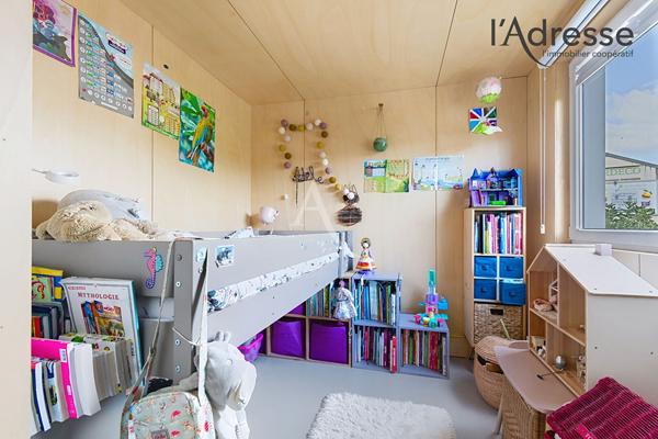 Quartier Liberté - Élégante maison familiale de 103m² (127m² au sol) avec terrasse de 16m² et garage