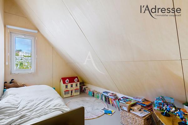 Quartier Liberté - Élégante maison familiale de 103m² (127m² au sol) avec terrasse de 16m² et garage