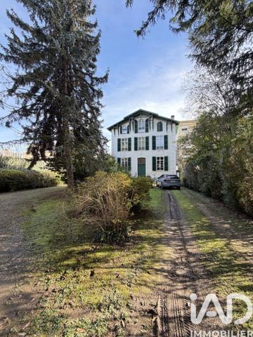 Maison à vendre 12 pièces 317 m² Pau