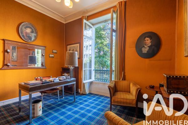 Maison à vendre 12 pièces 317 m² Pau