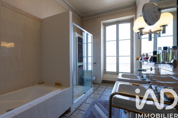 Maison à vendre 12 pièces 317 m² Pau