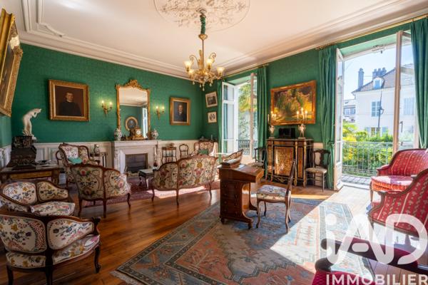 Maison à vendre 12 pièces 317 m² Pau