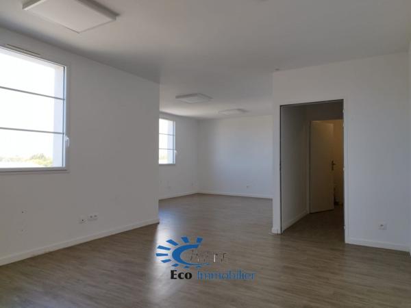 LOCAL PROFESSIONNEL 47 M² - SAINT VIVIEN La rochelle