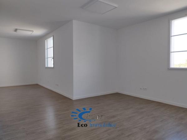 LOCAL PROFESSIONNEL 47 M² - SAINT VIVIEN La rochelle