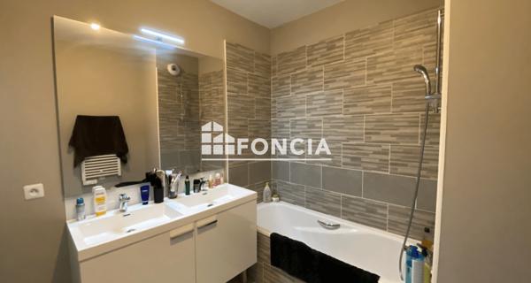 Location Appartement 4 pièces 101.35 m² - Talence 33400