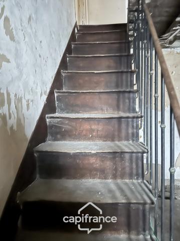 Maison à vendre HURIEL (03) Maison de ville à rénover