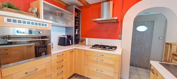 Corbonod (01420) Maison de village