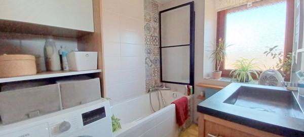 Corbonod (01420) Maison de village