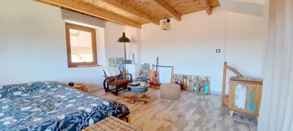 Corbonod (01420) Maison de village