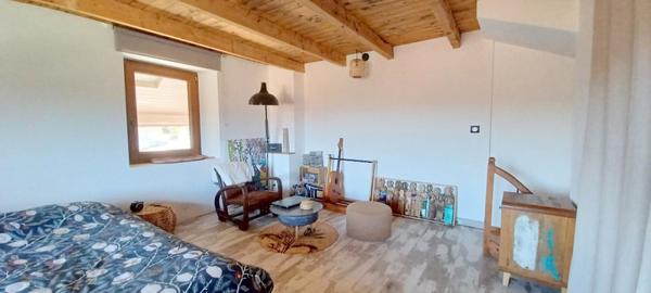 Corbonod (01420) Maison de village