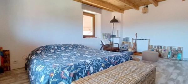 Corbonod (01420) Maison de village