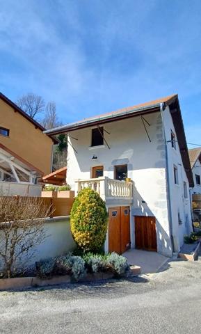 Corbonod (01420) Maison de village