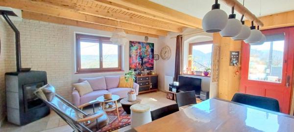 Corbonod (01420) Maison de village