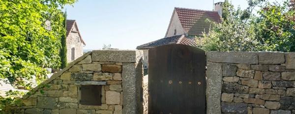 Le Bijou du Quercy : Une Parenthèse de Prestige à Puylagarde (82)-Proche Saint-Antonin-Noble-Val (82) et Villefranche-de-Rouergue (12)