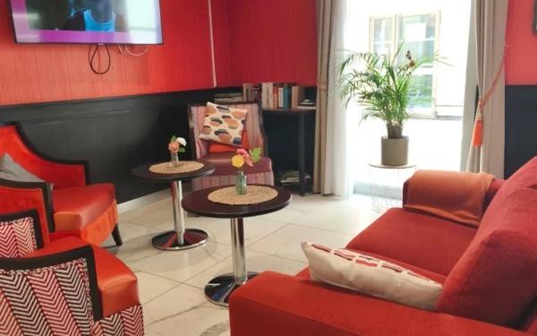 Fréjus centre-appartement RESIDENCE SERVICES à partir de 1125€ /mois charges comprises