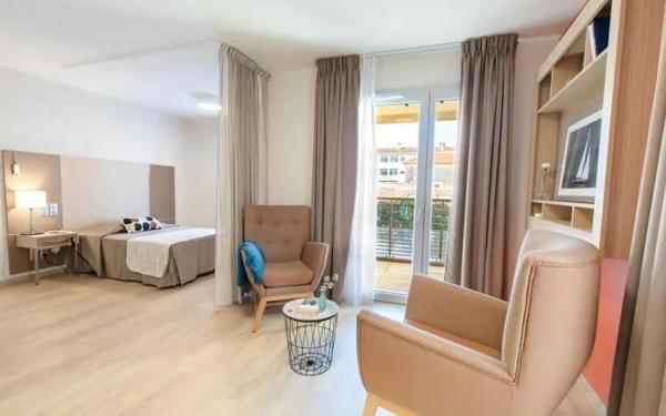 Fréjus centre-appartement RESIDENCE SERVICES à partir de 1125€ /mois charges comprises