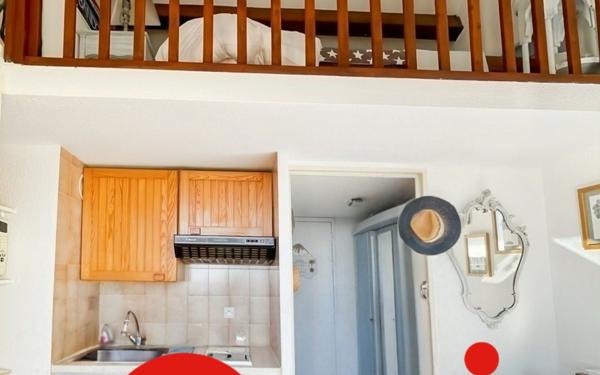 Appartement à vendre    2 pièces •  Bandol