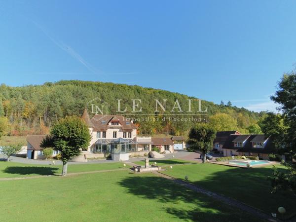 Agréable propriété de la Vallée de l'Eure à 80 km de Paris.