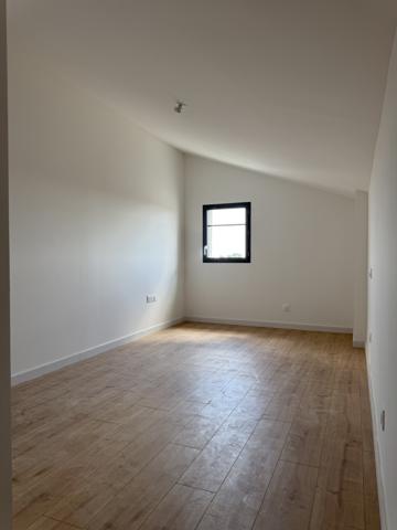 Castelnau-le-Lez (34170) T3 Duplex 74m2 carrez avec place de parking (frais de notaire réduits 2,5%)