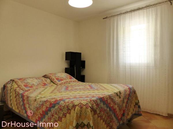 Immeuble à vendre 10 pièces de 195 m²