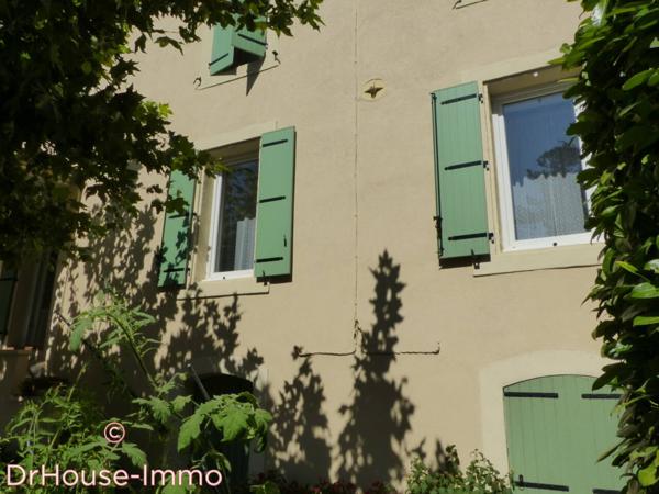 Immeuble à vendre 10 pièces de 195 m²