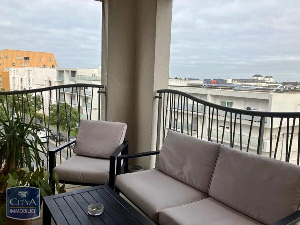 Appartement à louer 3 pièces 61.83m² Tours (37100)