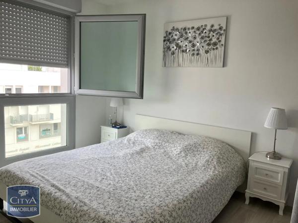 Appartement à louer 3 pièces 61.83m² Tours (37100)