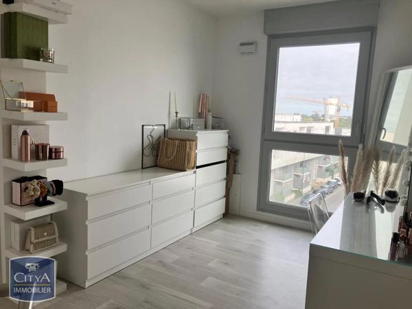 Appartement à louer 3 pièces 61.83m² Tours (37100)