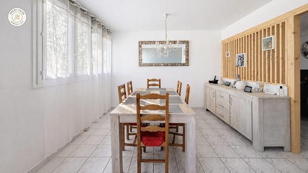 À vendre - T4, 4 pièces situé à Saint-Priest (69800)