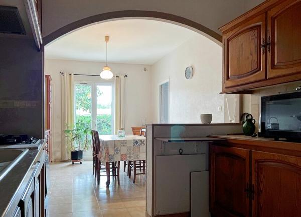 Maison à vendre    5 pièces •  Uzès