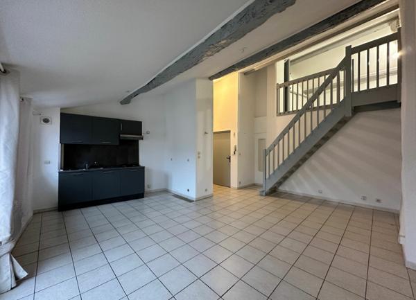 Appartement à louer    2 pièces • 40,70 m2 Trouillas