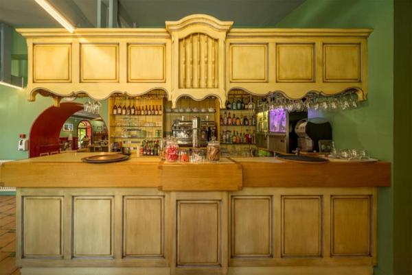 HOTEL RESTAURANT à VENDRE à MOUSTIERS SAINTE MARIE (04) HAUTE-PROVENCE - PARC DU VERDON