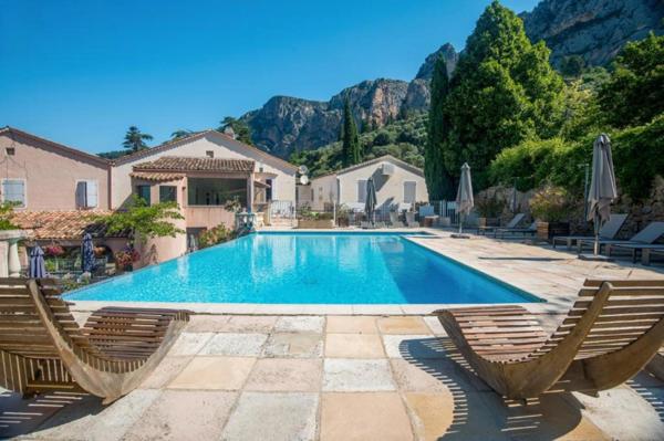 HOTEL RESTAURANT à VENDRE à MOUSTIERS SAINTE MARIE (04) HAUTE-PROVENCE - PARC DU VERDON